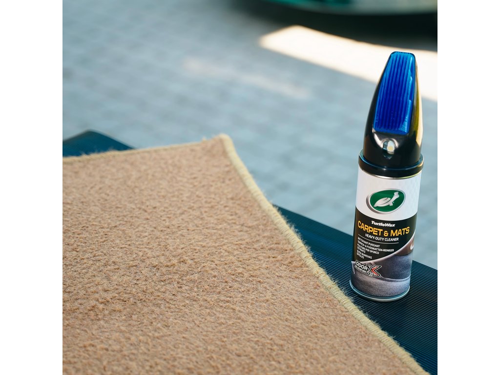 Spray curatare covorase mocheta si covorase cauciuc , cu perie Turtle Wax Power Out Carp&Mats 400ml