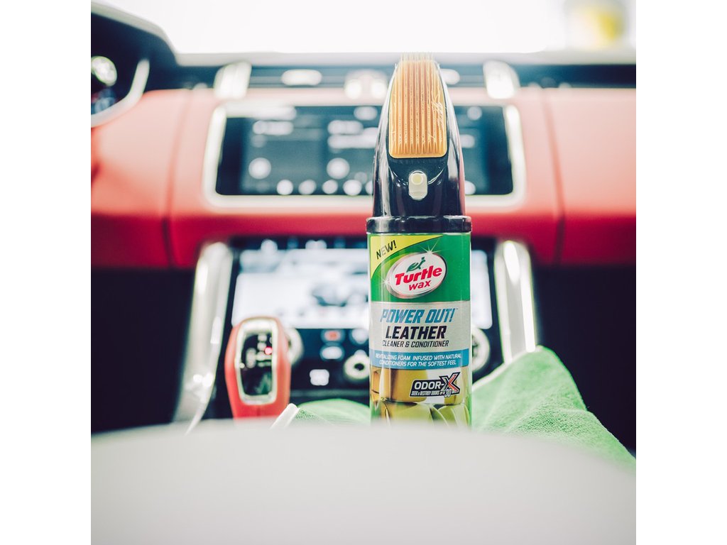Spray curatare si intretinere tapiterie din piele, cu perie Turtle Wax Power Out Leather 400ml