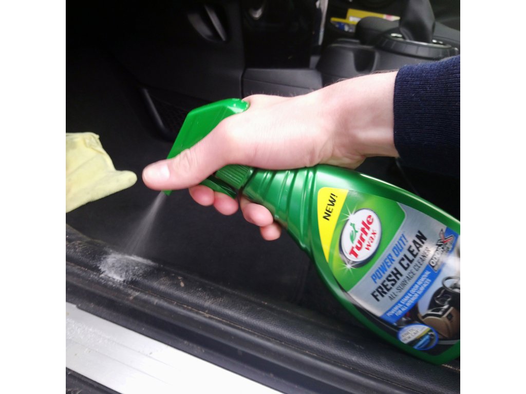 Spray curatare interior masina universal Turtle Wax Power Out Fresh Clean All-Surface Cleaner 500ml