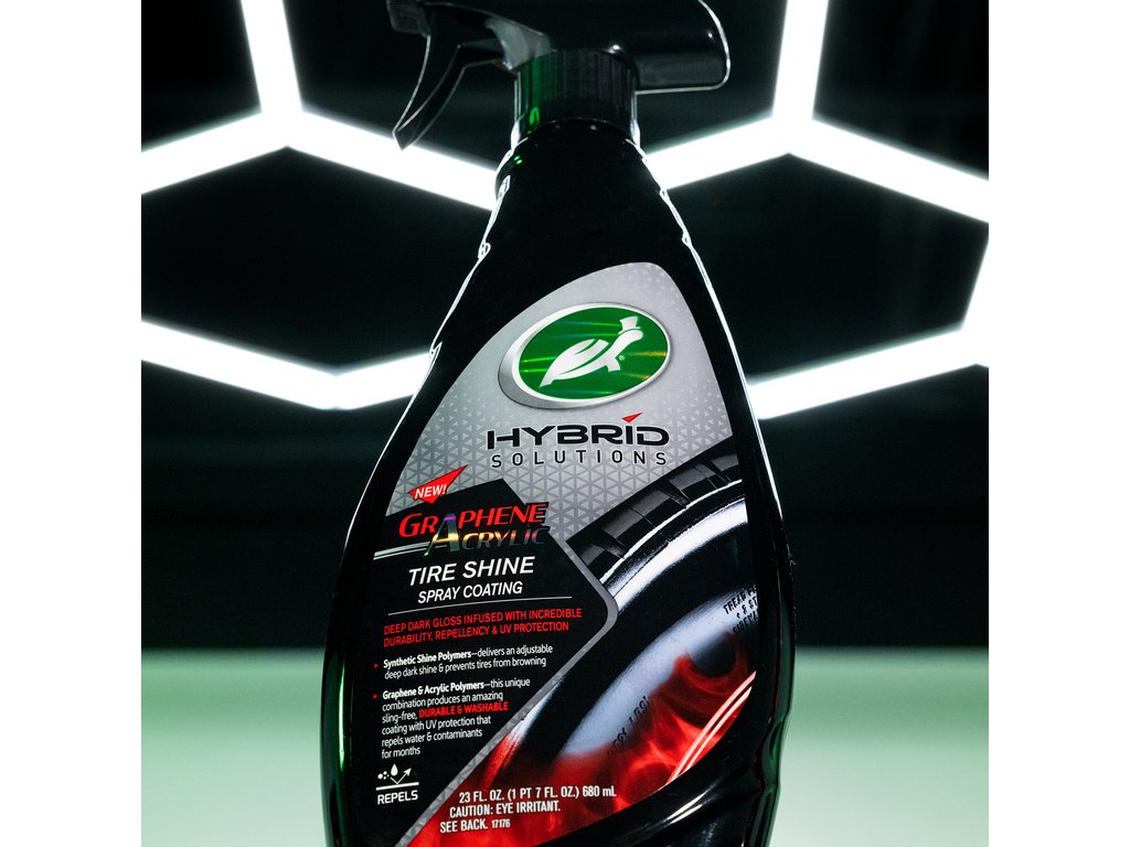 Solutie intretinere si luciu anvelope Turtle Wax HS Tyre Shine 680ml, aspect negru intens, protectie UV