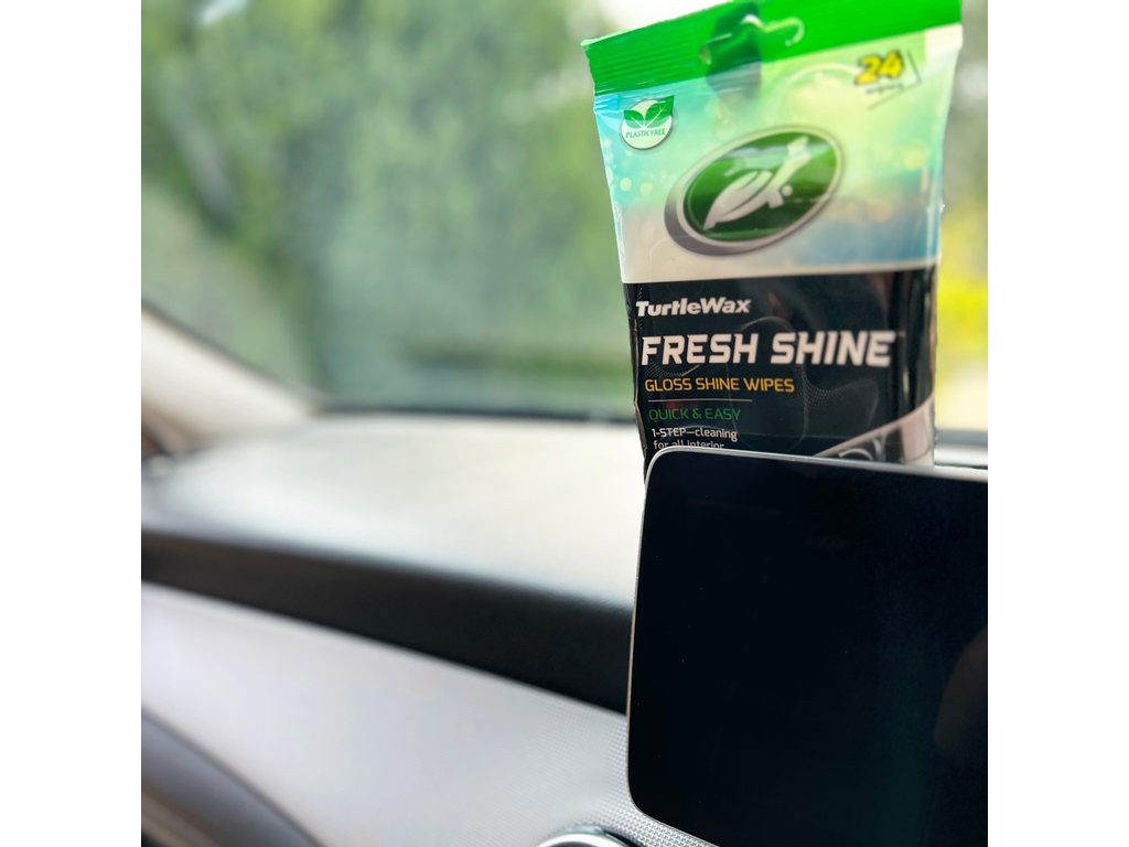 Servetele luciu interior Turtle Wax Fresh Shine Gloss pentru curatarea plasticului - Pachet de 24 Bucati