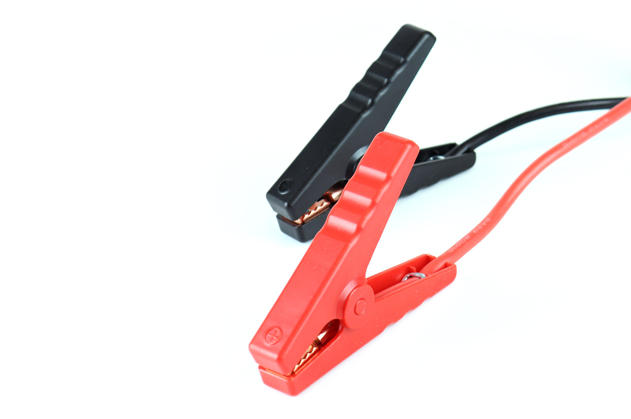 Baterie externa AMiO, mini robot pornire motor 12V si incarcator dispozitive electronice USB 5V , Jump Starter Auto