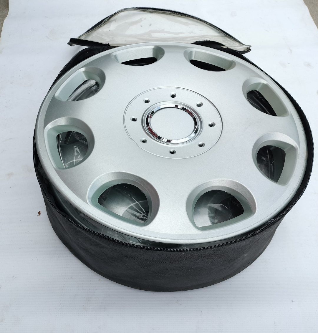 Set capace Sulbus sks 15 inch, 3 CAPACE INTACTE + 1 CAPAC CU 2 CLEME RUPTE�