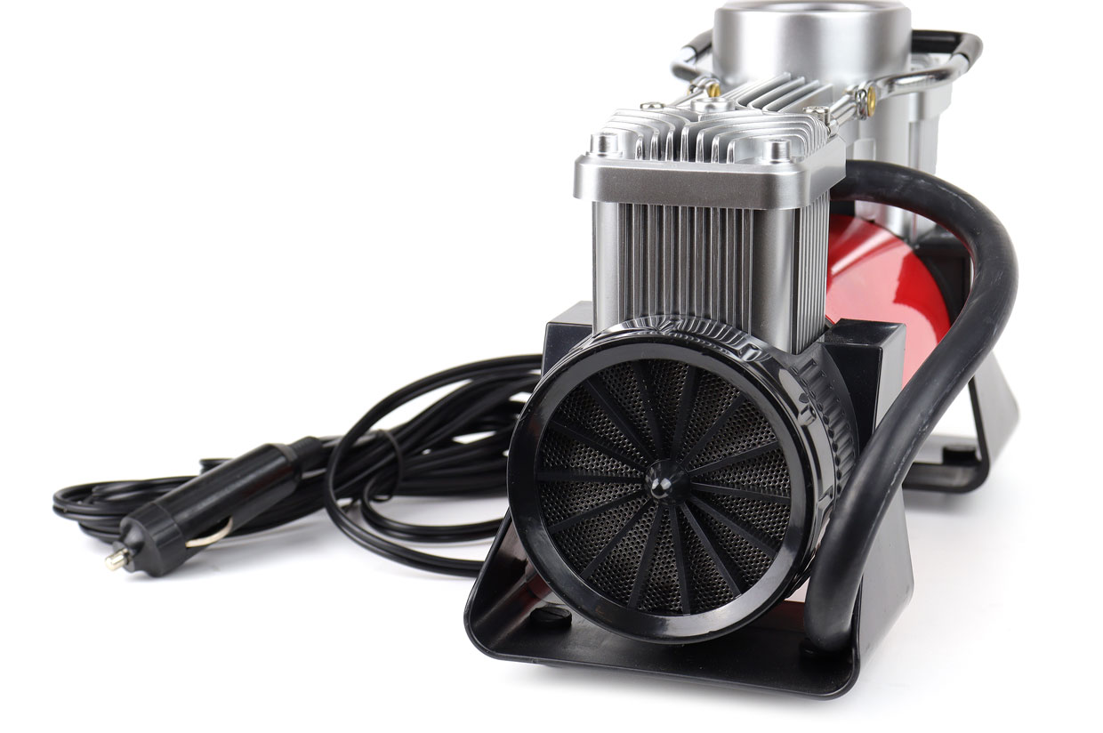 Compresor aer pentru masina, 12V HQ, 2 cilindri, 150PSI, 60L/min, 30A, furtun 5m, cablu 3m, conectare borne ACOMP-18; AMIO