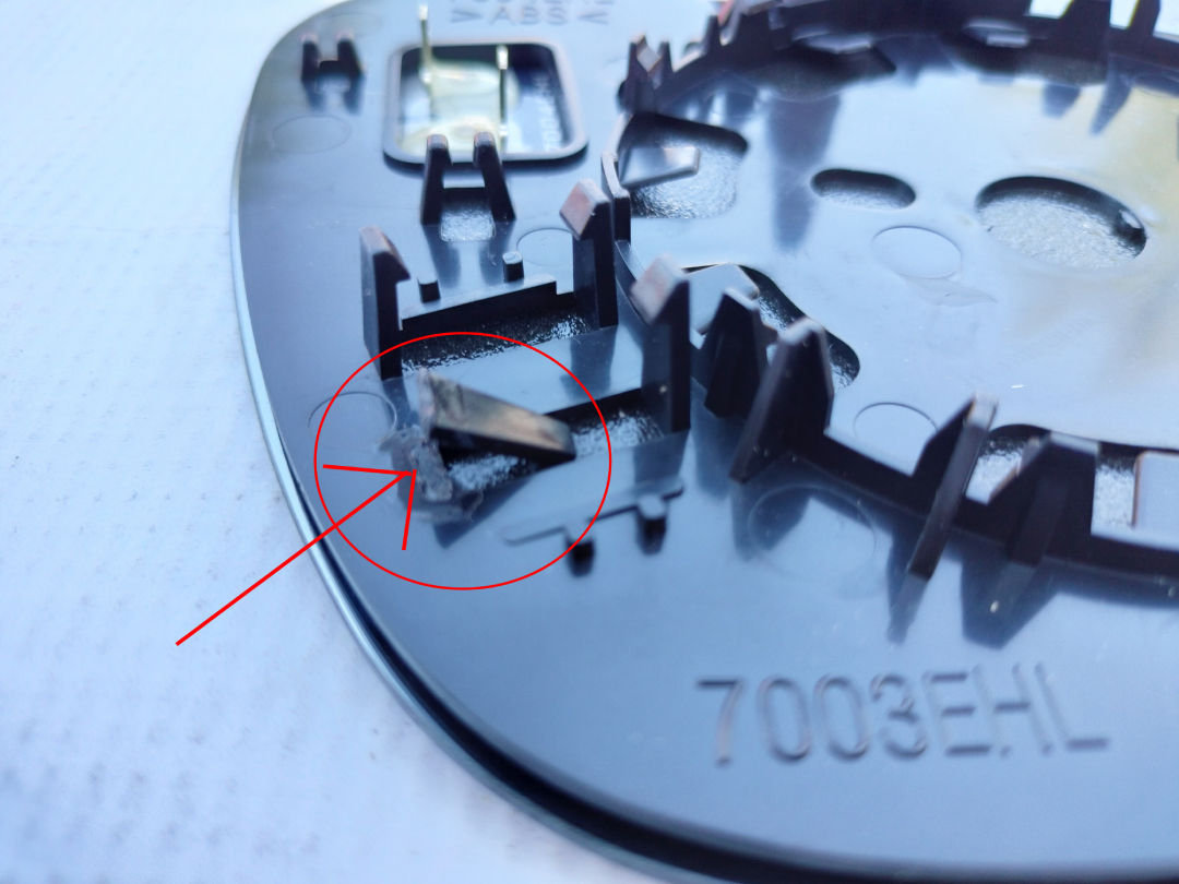 Geam oglinda Porsche Cayenne (92a), 04.2010-12.2014, partea Dreapta, culoare sticla crom, sticla convexa, cu incalzire; CLEMA RUPTA�