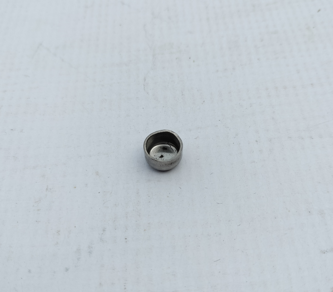 Buson capac mic bloc motor Renault Trafic de la an 1989, Espace I, Cherokee, R19, R21, 1 buc., Original, 7703075237