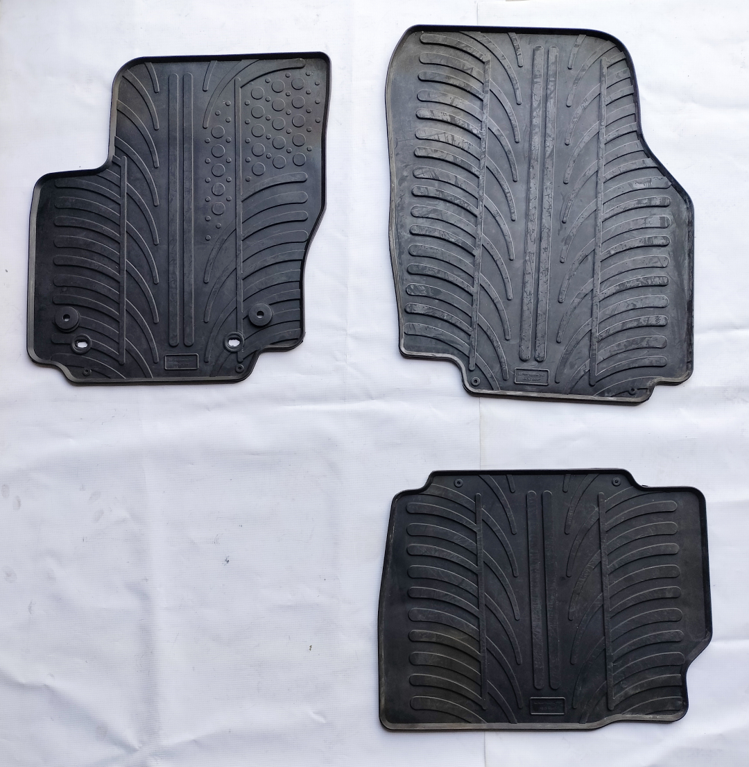 Covorase auto din cauciuc Ford Mondeo 2007-2011 5 usi, Negru, Gledring, 3 BUCATI