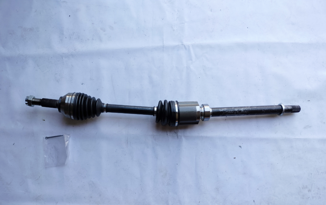 Planetara Nissan Qashqai 2.0i 16v 4x4 2006-, Dreapta, cutie de viteze automata; INEL INDOIT