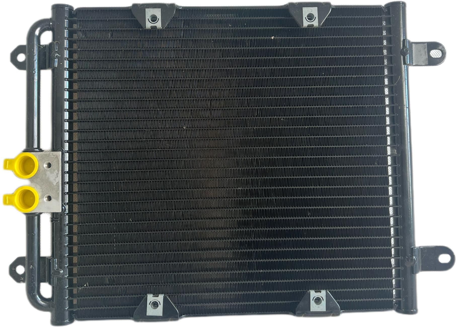 Condensator climatizare AC Audi R8 06-; Lamborghini Gallardo 03-13, Huracan 14-, motor: 4.2 V8, 5.2 V10, Condenser fara uscator , 345x290x16, miez si rezervor din aluminiu brazat, 420260401A; 420260401B