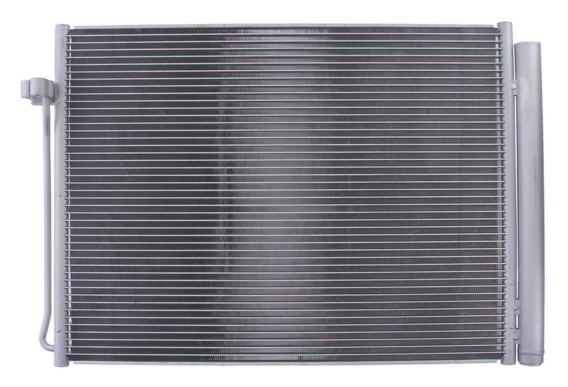 Condensator climatizare AC Bmw X5 E70 07-13, X5 F15 13-, X6 E71 08-14, X6 F16 13-, motor: 3.0 d, 3.0 R6, 3.0 R6 T, 4.8 V8, Condensator cu uscator integrat , 630(590)x460x16, miez si rezervor din aluminiu brazat, 64509239992; 64536972553