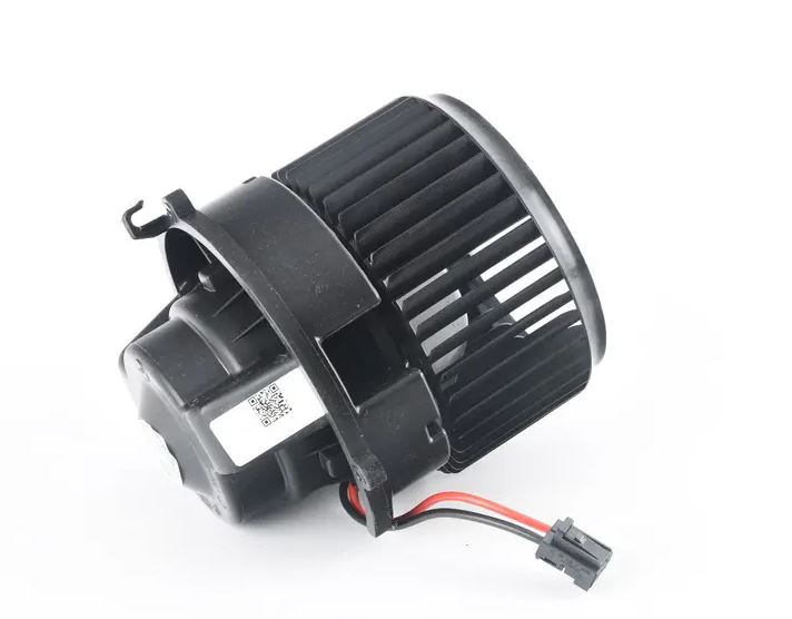 Ventilator habitaclu Bmw Seria 1 (F40) 19-, 2 Active/Gran Tourer (F45/46) 14-, I3 13-, X1 F48 15-; Mini Clubman 14-, Countryman 17-, Mini 14-, motor: 1.5 D, 1.5 T, 2.0 d, 2.0 T, fara AC automat, Valeo, 64119297751; 9297751