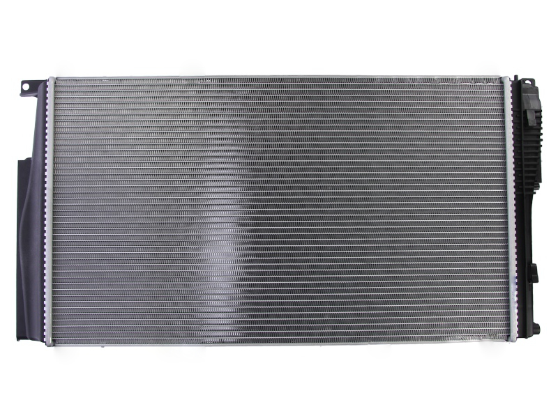 Radiator Bmw Seria 1 F20/21 11-19, 3 F30/31 11-, 3 Gt F34 13-, 4 F32/33 13-, motor: 1.6 T, 2.0 d, intrare/iesire conectare rapida, 600x345x34, Koyorad, Aluminiu/ Plastic brazat, 17117600516; 7600516