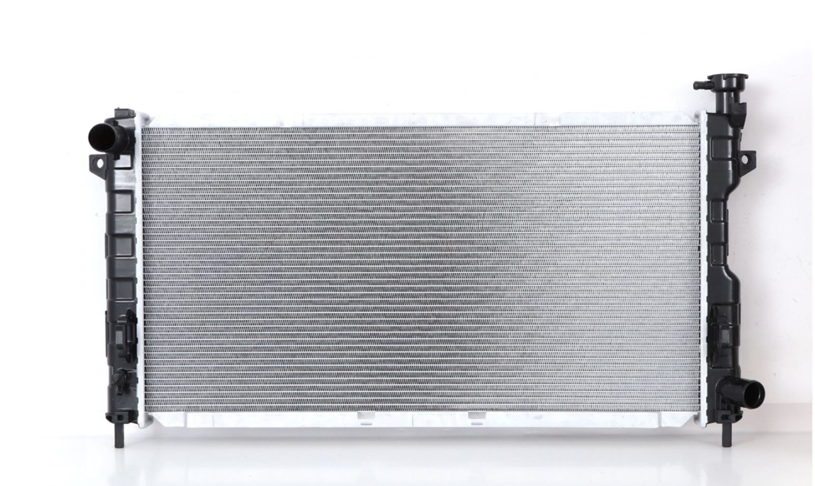 Radiator Chrysler Voyager 01-05; Dodge Caravan 01-05, Caravan 05-08, motor: 2.4, 770x396x26, RNBC, Aluminiu/ Plastic brazat, 4677494AA; 4677494AB