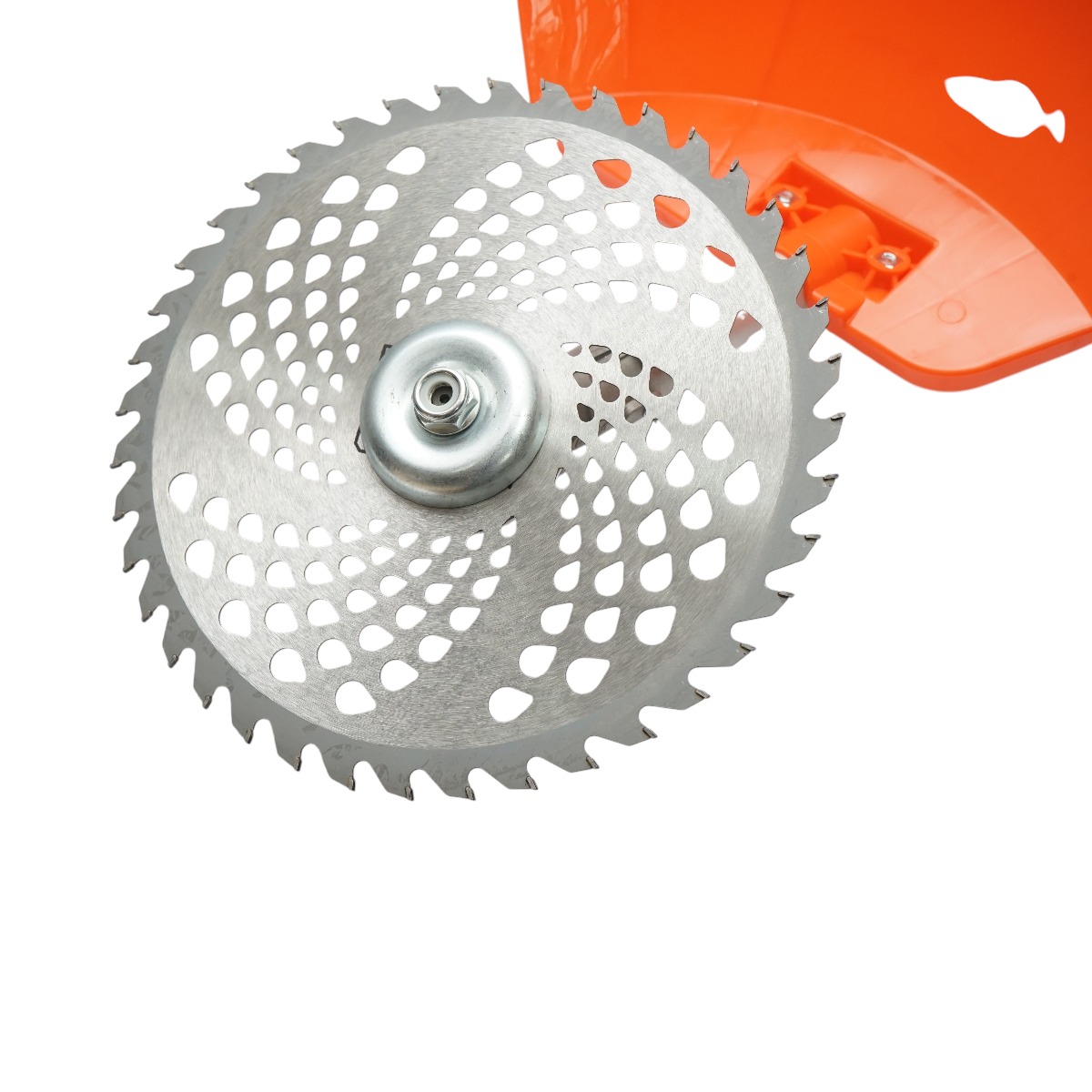 Motocoasa pe benzina THOR 3.4CP / 2.5kW, motor 2T 43cc, 7500 r/min, pornire manuala cu sfoara, rezervor 1.2L, maner tip U, accesorii incluse disc 3T, cap tambur cu fir, disc vidia