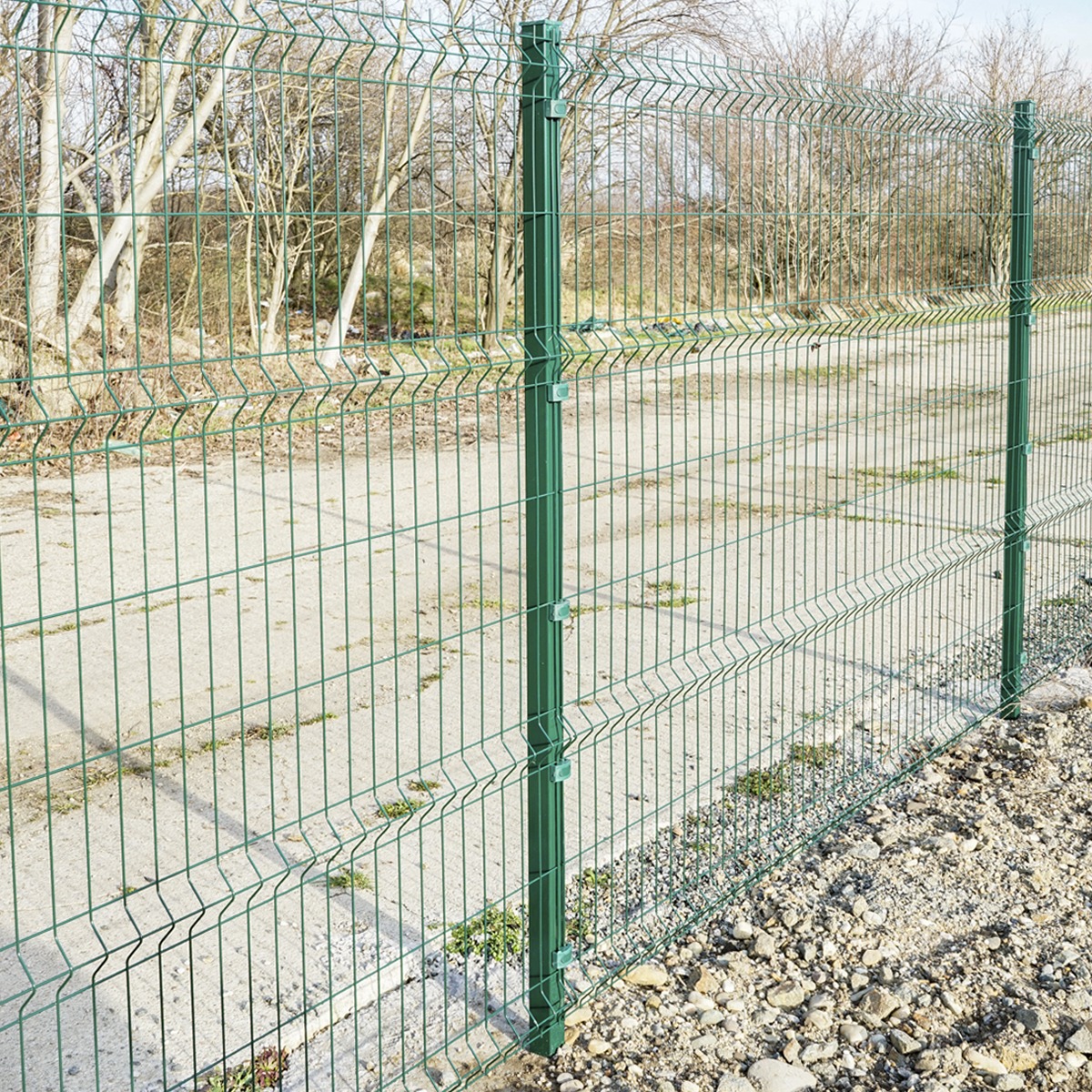 Stalp pentru gard panou/plasa bordurat 2430x50x50mm, RAL6005 cu cleme fixare plasa