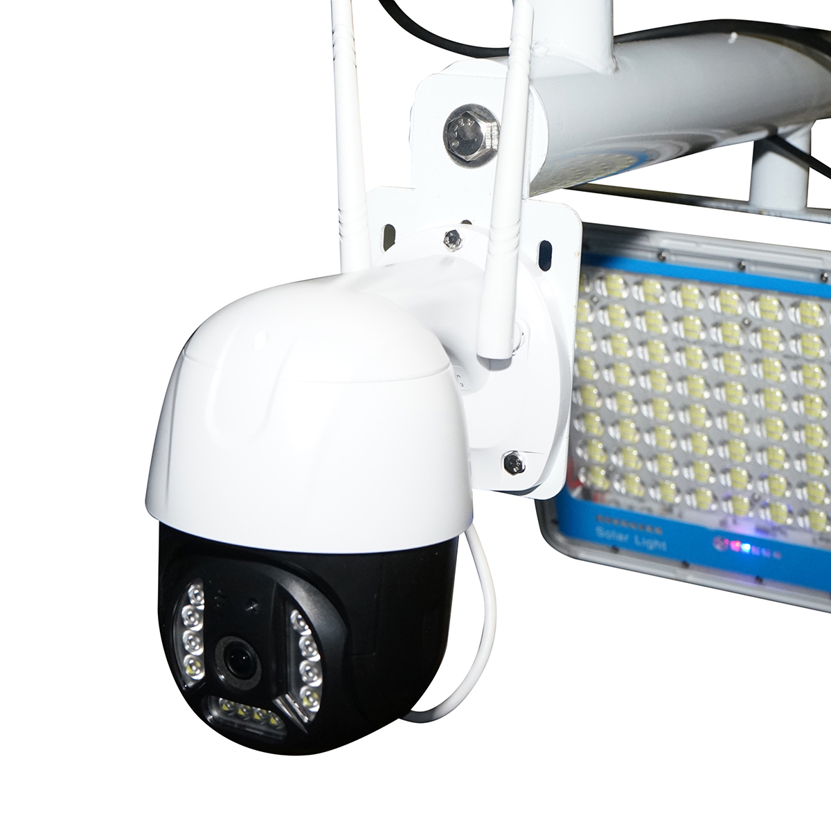 Lampa LED 300W cu panou solar 60W, 960 LED, 6000K, baterie 14000mAh, camera supraveghere WIFI cu alarma detectie, rotire PTZ 360, stocare MicroSD (neinclus), Breckner Germany