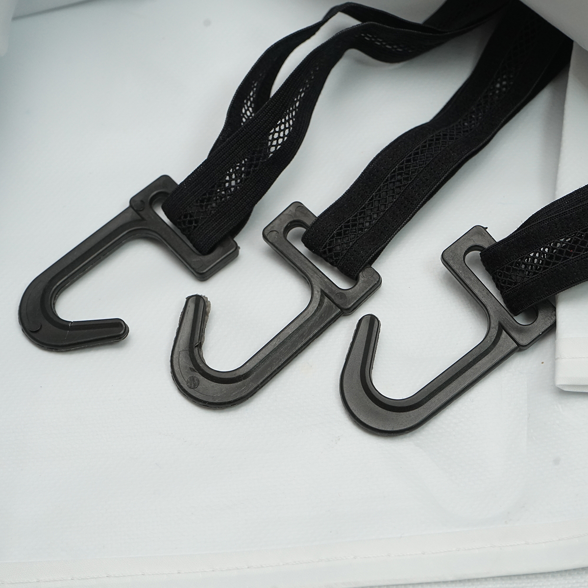 Acoperis alb 3x6m pentru cort tip pavilion, poliester impermeabil cu Protectie UV, prindere cu benzi textile si carlige plastic, compatibil structura metalica 2x2m