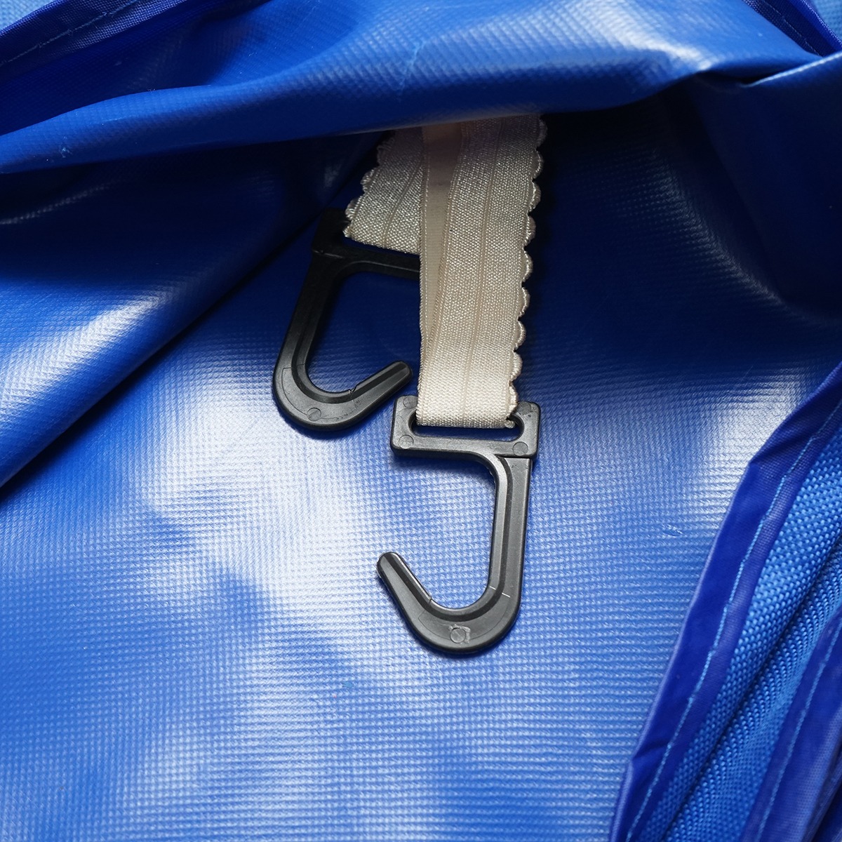 Acoperis de schimb albastru 3x6 m pentru cort tip pavilion pliabil, poliester impermeabil cu protectie UV, prindere cu benzi textile si carlige plastic, compatibil structura metalica 2x2 m