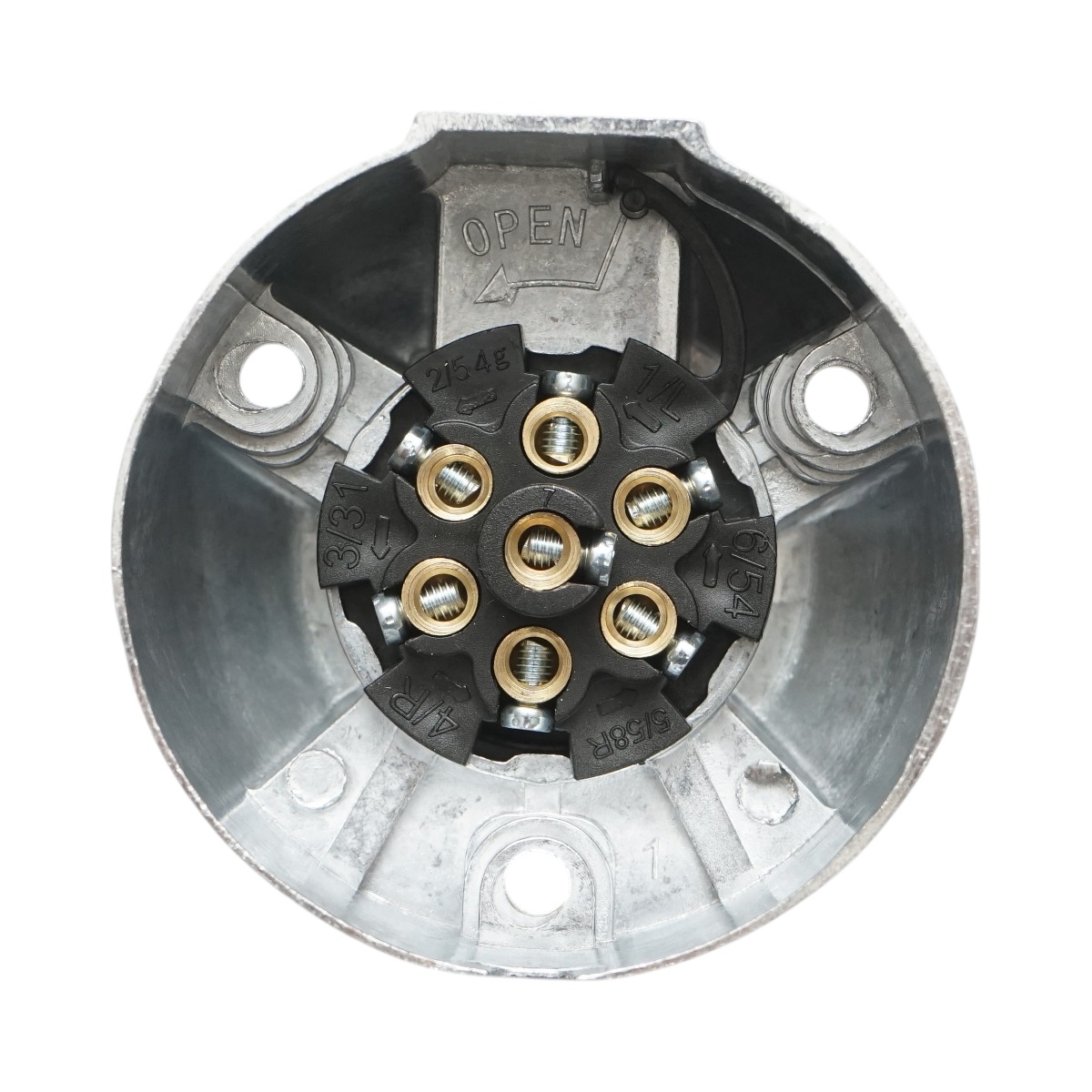 Priza remorca John Deere 12V, 7 pini, cod OEM AZ13378, TM3004C Breckner Germany, compatibila cu Seria 5E-5303/5310/5403, 7R, 8R, 9RX si modele 1026R-6125E, 6610-9900, XUV