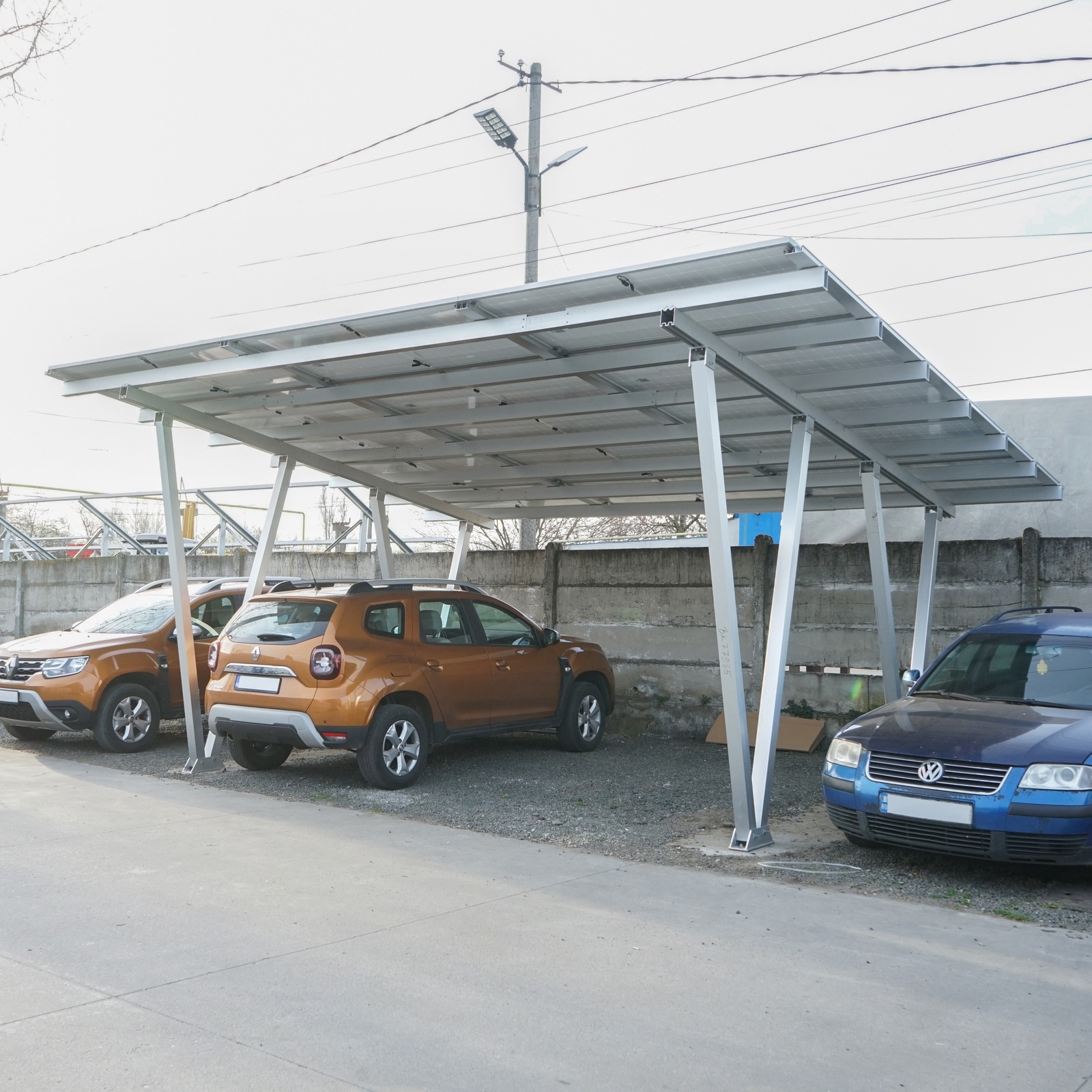 Carport 2 masini din aluminiu cu sistem, structura prinderi panouri solare fotovoltaice 8.25KW