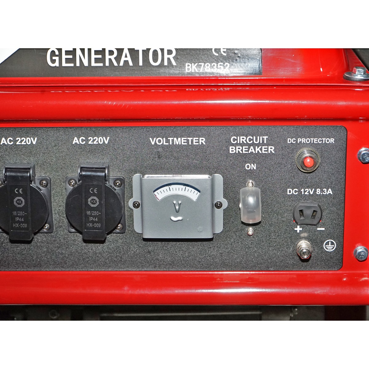Generator electric Breckner Germany 7.5 kW / 220 V, benzina, motor 17 CP, pornire sfoara, rezervor 25 L, 3 prize monofazice 220 V, 700x535x550 mm, 75 kg