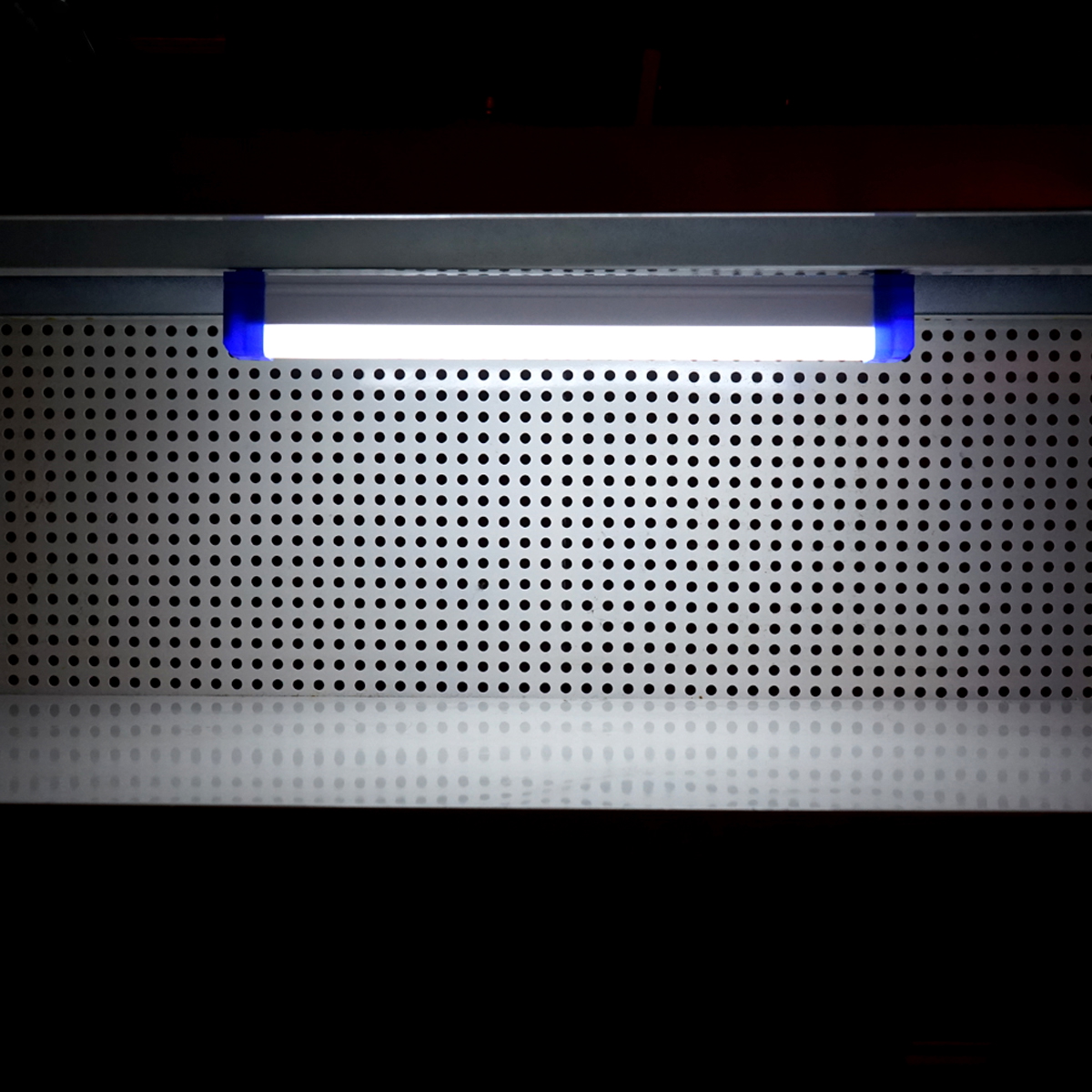 Lampa LED 20W, 6500K cu prindere magnetica si acumulator reincarcabil 1200mAh 170x23x38mm IP20 Breckner Germany