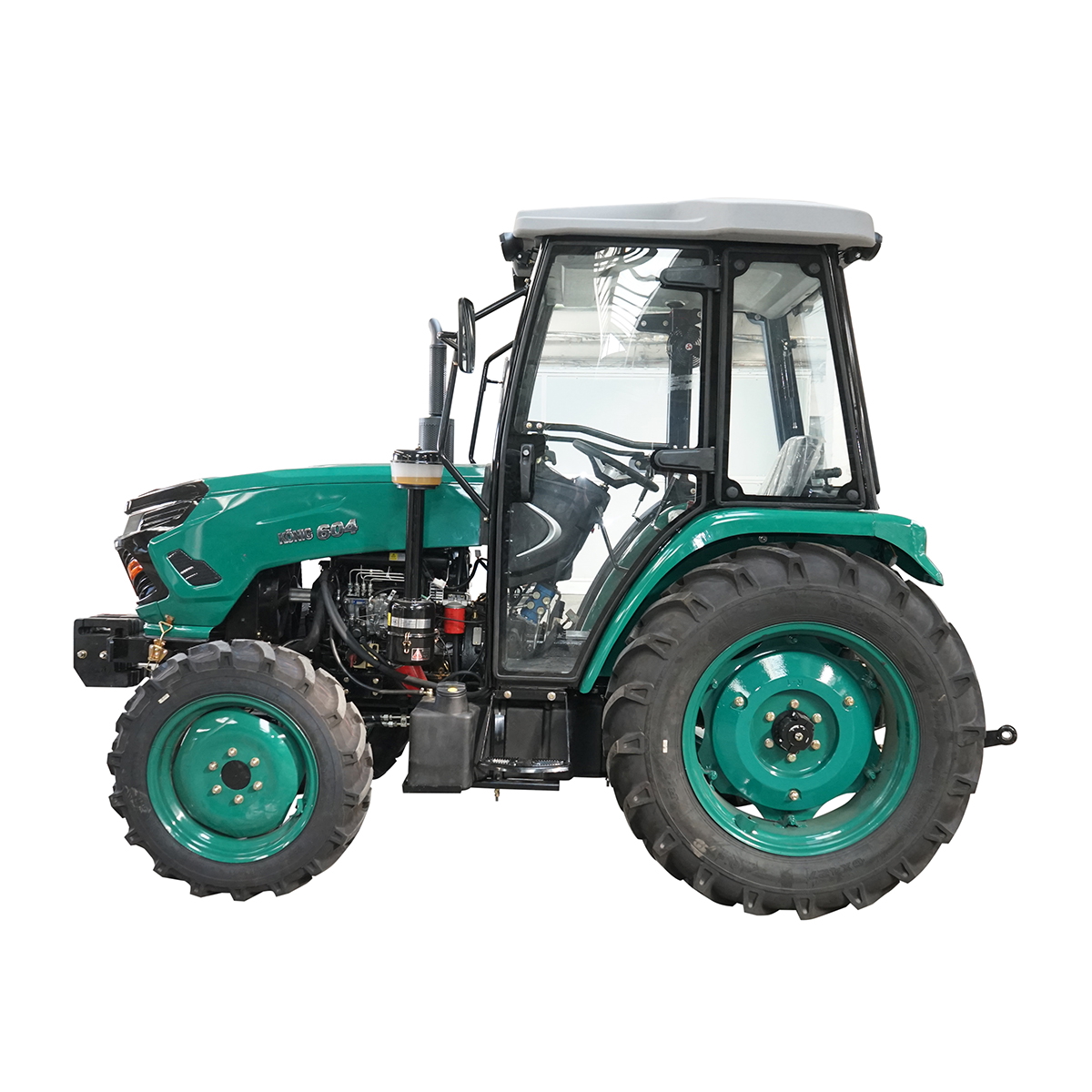 Tractor cu cabina 60HP cu roti 8.3-20/12.4-28 Konig 604