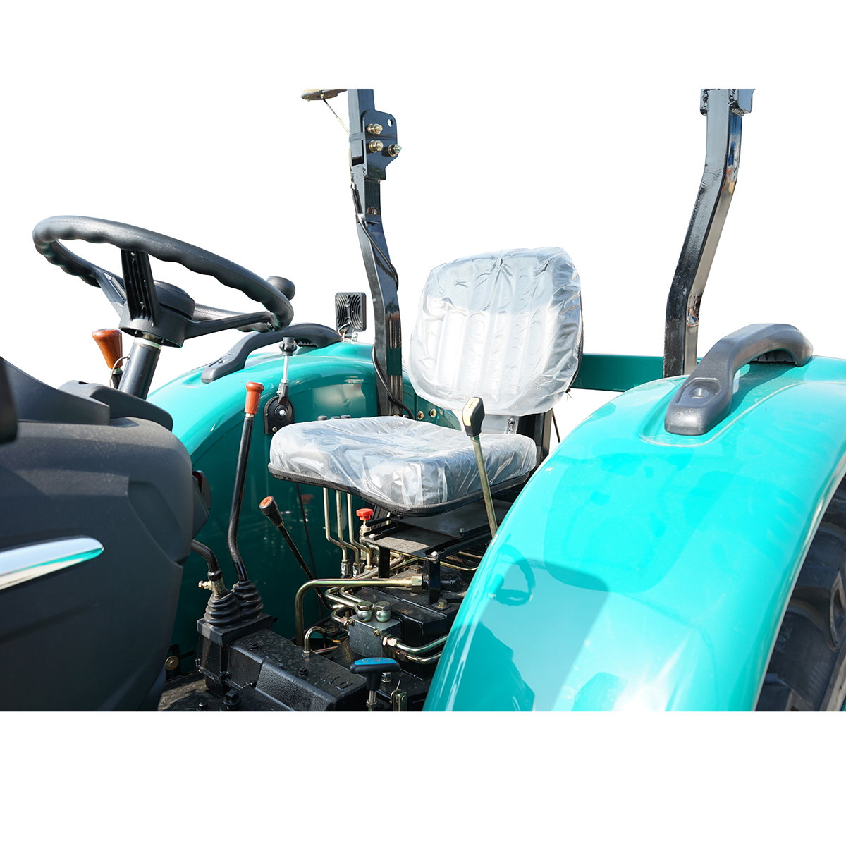 Tractor 80CP cu semicabina, motor YTO cu turbo, roti 8.3-20/12.4-28 KONIG 804