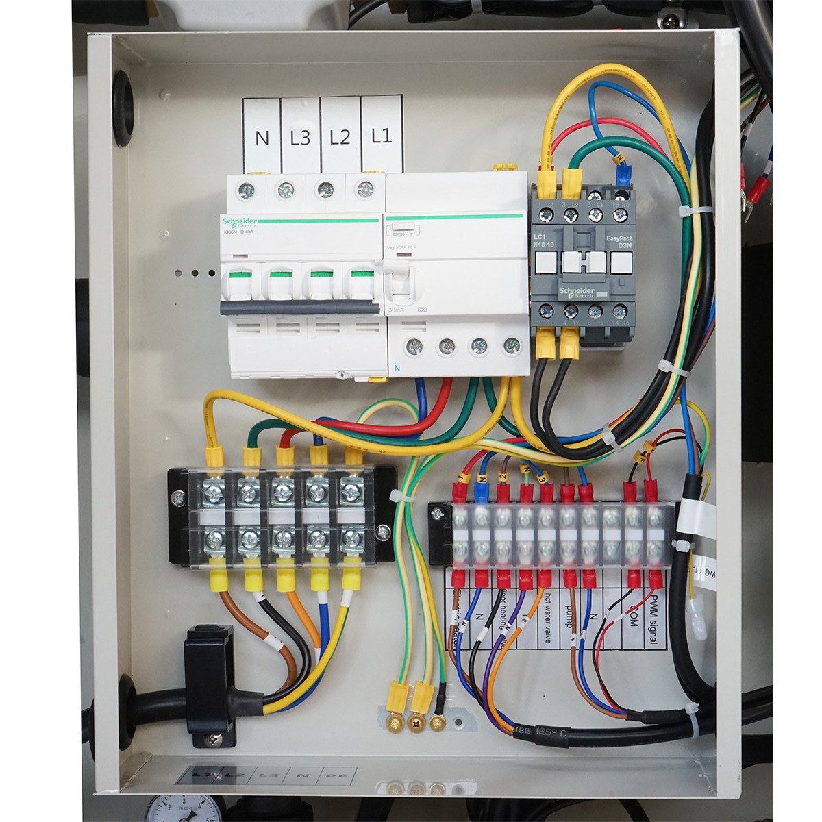 Pompa de caldura aer-apa monobloc 28KW, 380V, kit instalare inclus SPRSUN