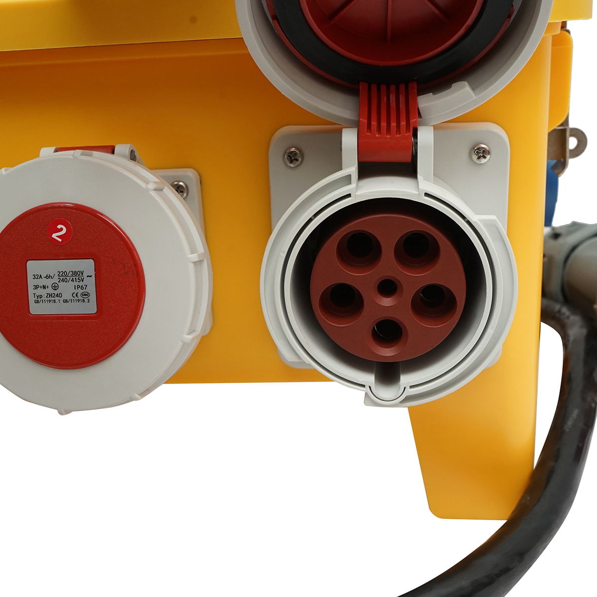 Tablou grup prize organizare santier portabil 2x415V/16A, 4x230V/16A, 1x415V/32A, 1x415V/63A, 370x340x330mm IP44/67 SUNTREE