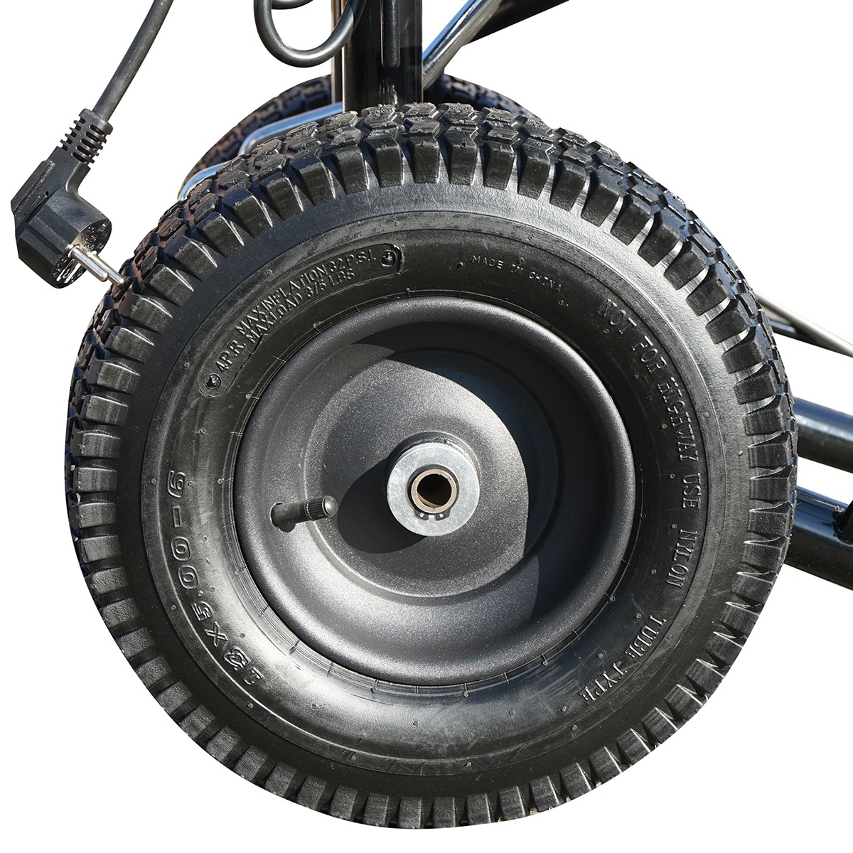 Pompa de vopsit airless profesionala cu piston M32H, motor fara perii 2.6 kW, 220-240V, 3.2 L/min, 227 bar, duza 517 (0.017), furtun 15 m, carucior inalt, 38 kg