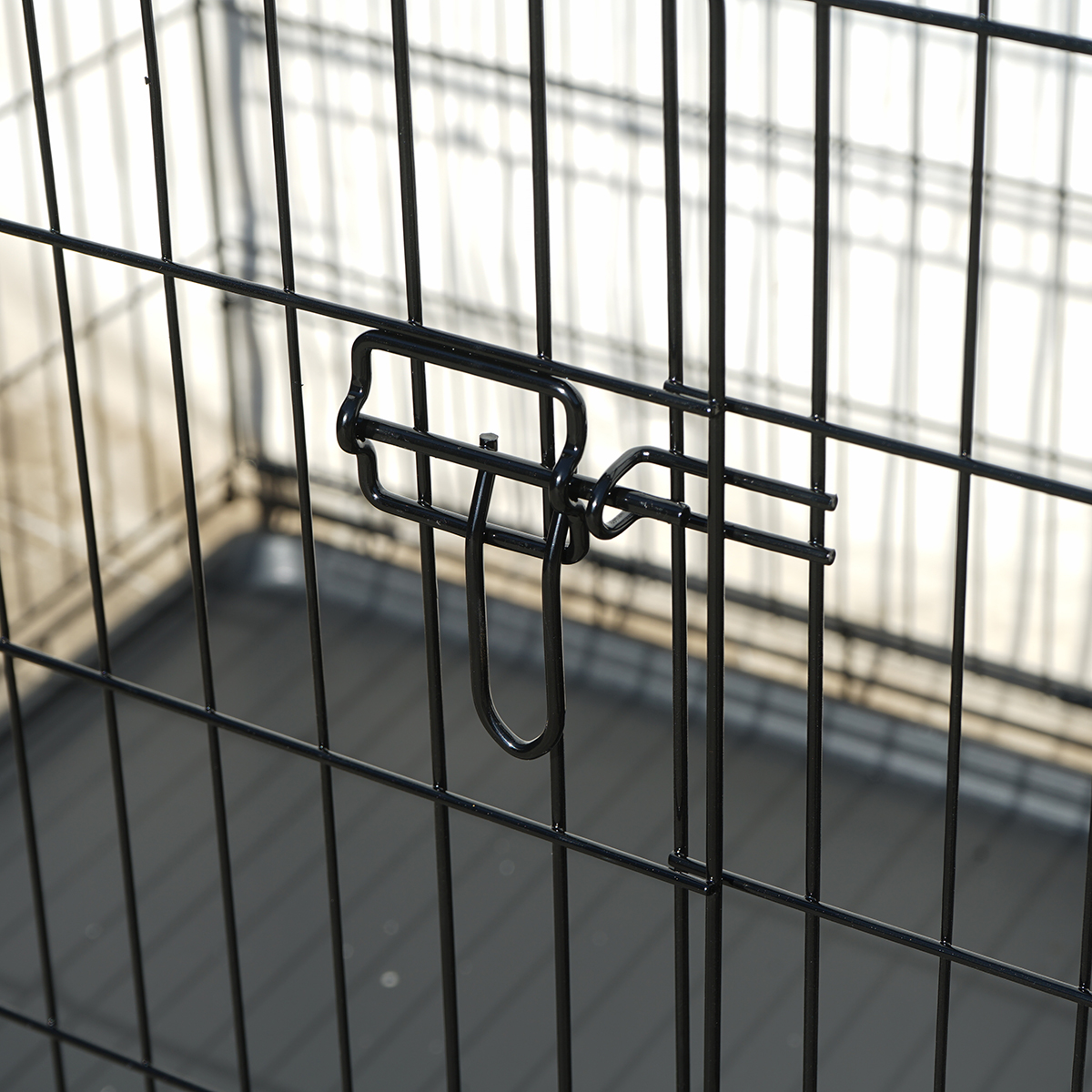 Cusca transport animale pliabila din metal, 2 usi, tava detasabila, maner, 122x75.5x84 cm