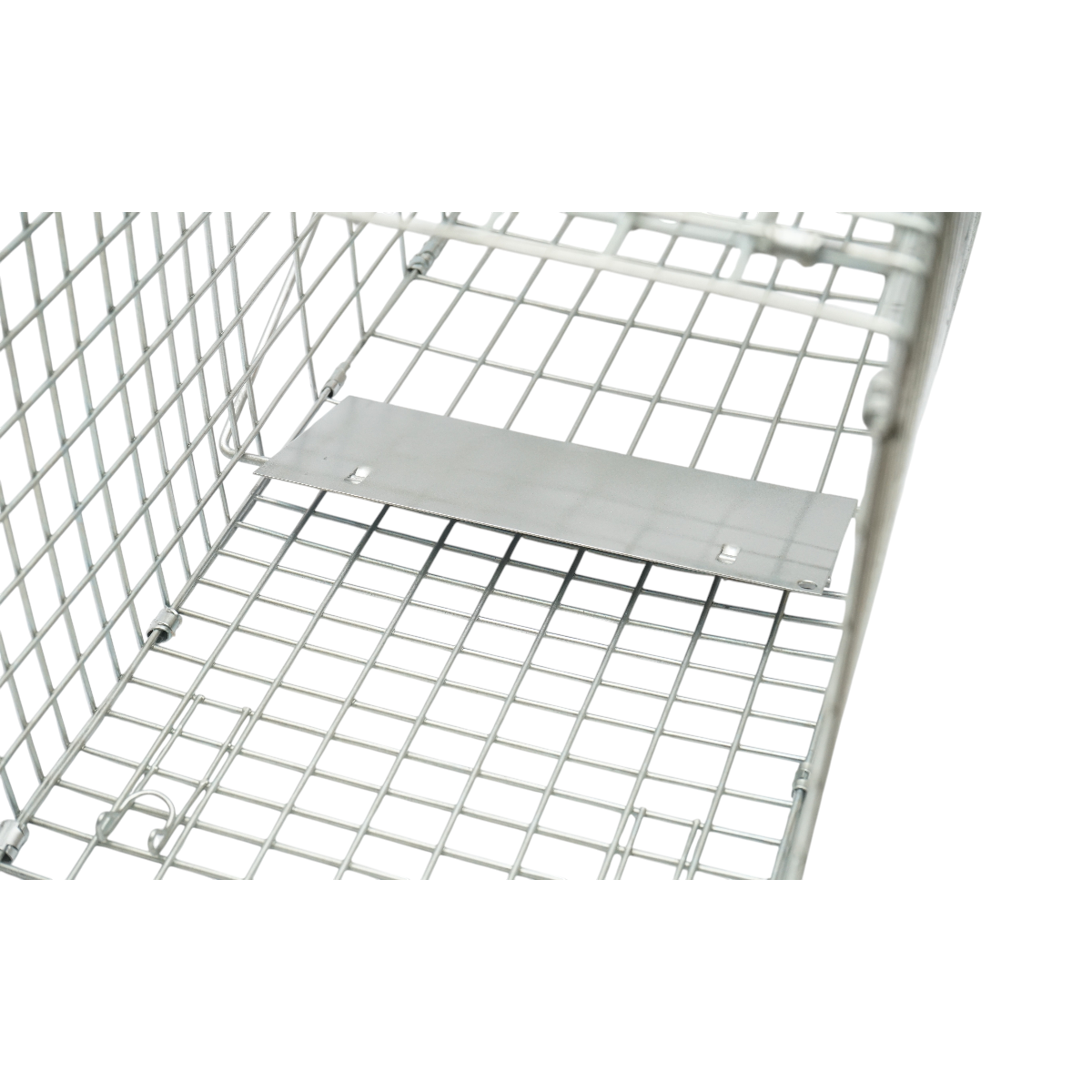 Capcana metalica robusta tip colivie/cusca din otel galvanizat, cu mecanism automat inchidere, plasa groasa, maner transport, pentru capturare vie animale salbatice 78x30x32 cm
