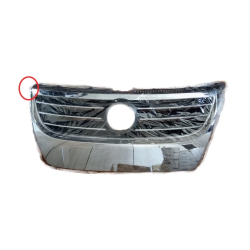 Grila radiator VW Touran (1T2), 01.2007-07.2010, crom/negru, 1T0853651AG, 957905 , cu ornament crom COLT DREAPTA SUS RUPT