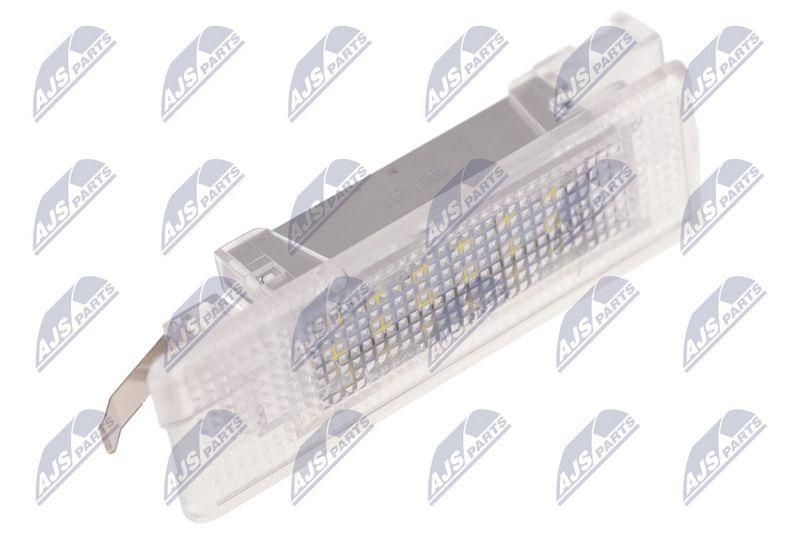Lampa LED torpedou VW Polo 1999-2001, Golf V/VI 2003-2012, Passat B6 2005-2010, Tiguan 2007-2018, Touran 2003-2010, Sirocco III 2008-2017, Caddy IV 2015-, Transporter T5/T6 2003-2024; Seat Cordoba 2002-2009, Altea 2006-2015; 1M0947101A; NTY, aftermarket