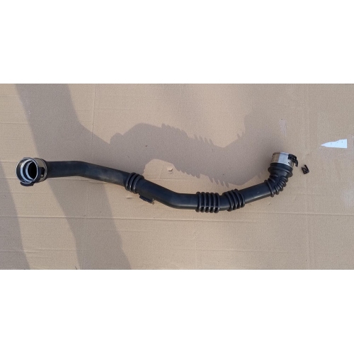 Furtun admisie aer motor 1.5dci Renault Clio 4 2012-, Captur 2015-, Dacia Duster 2010-2000, Dokker 2012-, Sandero 2012-, Logan 2012-, 144608527R CLEMA RUPTA VEZI POZA