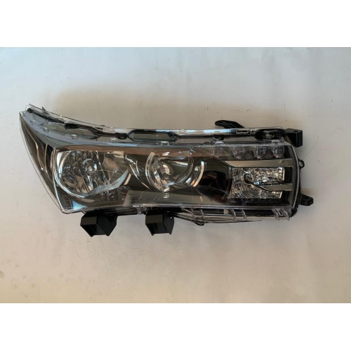 Far Toyota Corolla (E18), 07.2013-05.2016, partea Dreapta, cu lumina timp de zi tip LED; H11+HB3+LED; electric; fara motor, TYC 20F049A62B ; CLEMA RUPTA