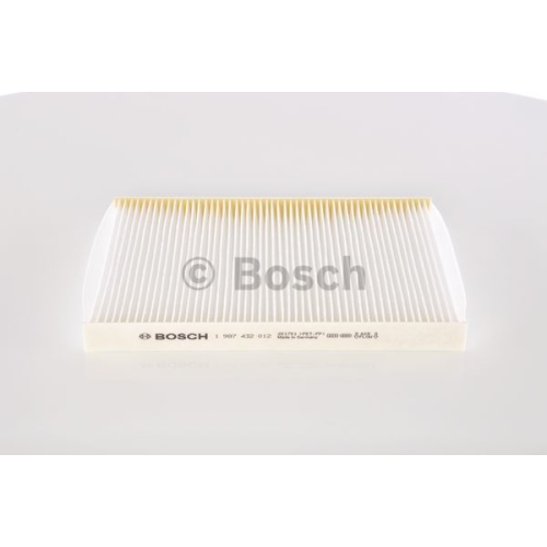 Filtru polen BOSCH 1987432012 Vw Golf 4 Cabriolet (1E7) Golf 3 Variant (1H5) Lupo (6X1, 6E1) Golf 5 (1K1) Passat (3B3) Golf 3 (1H1) Caddy 2 Combi (9K9B) Caddy 2 Pick-Up (9U7) Caddy 2 Caroseri