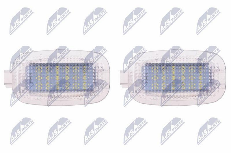 Lampa LED torpedou Mercedes A (W169), A (W176), B Sports Tourer (W245), C (W204), E (W212), S (W221), Cls (C218), G (W463), Gl (X164), Glk (X204), M (W164), Viano (W639); 2003-; A2218200401; NTY, aftermarket