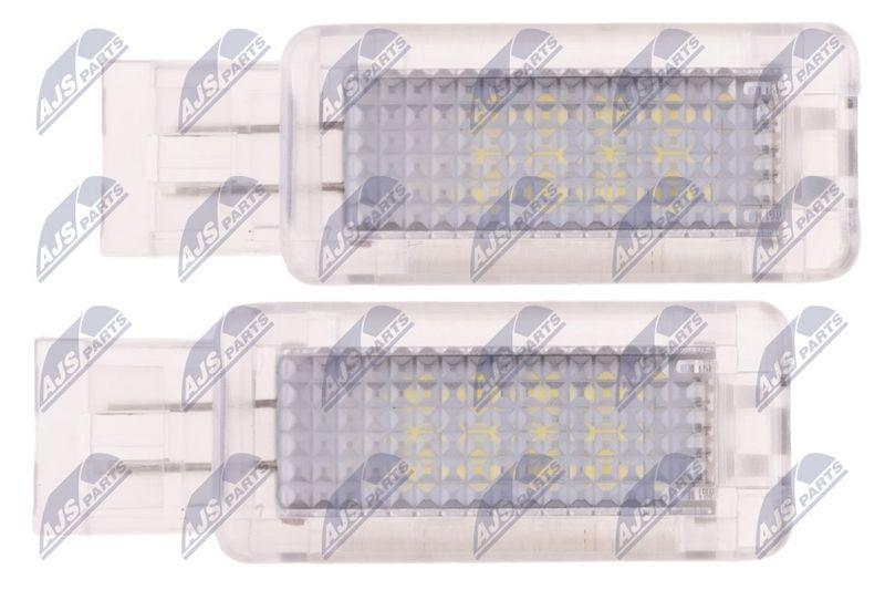 Lampa LED torpedou Mercedes C (W203), Gla (X156), Cla (C117), Clk (C209), Slk (R171); 2000-2019; A2038200801; NTY, aftermarket