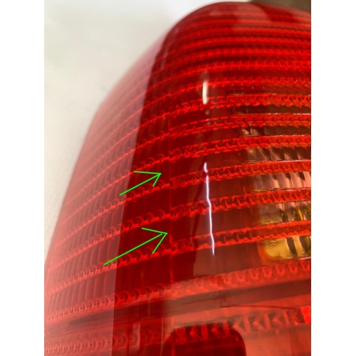 Stop spate lampa Vw Passat (B5), 09.1996-11.2000 Sedan, spate, omologare ECE, fara suport bec, cu lumina de mers inapoi, partea Stanga -FISURAT INTERIOR