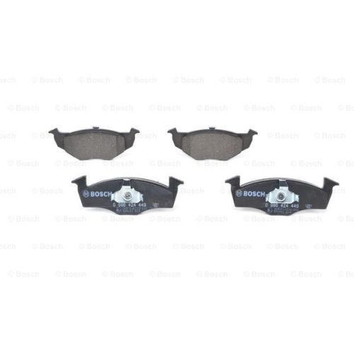 Set placute frana BOSCH 0986424449 fata Seat Cordoba Vario (6K5) Golf 3 (1H1) Toledo 1 (1L) Polo Classic (6Kv2) Golf 3 Variant (1H5) Polo Variant (6Kv5) Vento (1H2) Cordoba (6K1, 6K2) Cordoba (6K2