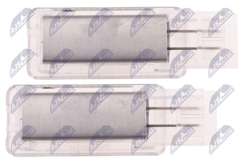 Lampa LED torpedou Mercedes C (W203), Gla (X156), Cla (C117), Clk (C209), Slk (R171); 2000-2019; A2038200801; NTY, aftermarket