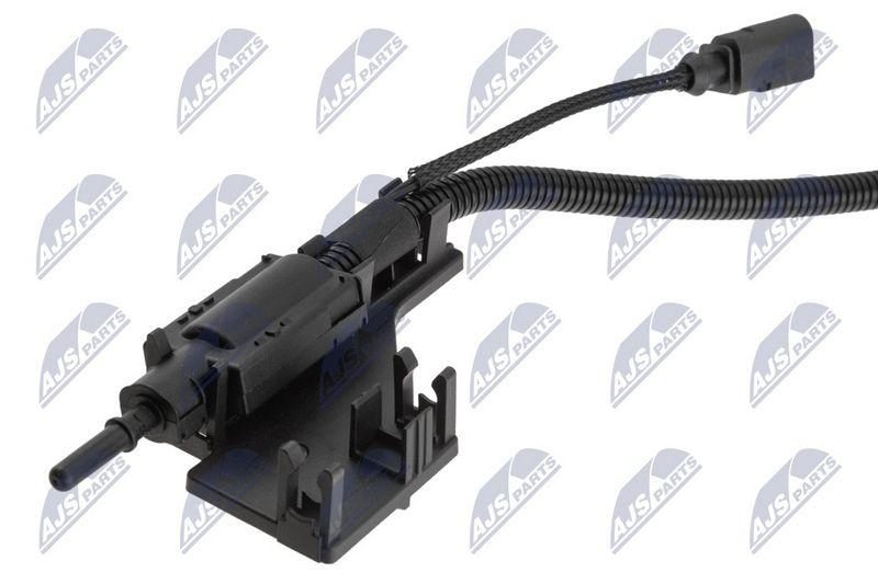 Furtun alimentare AdBlue VW Touareg 3.0 TDI 2010-; 7P6131984C; NTY, aftermarket