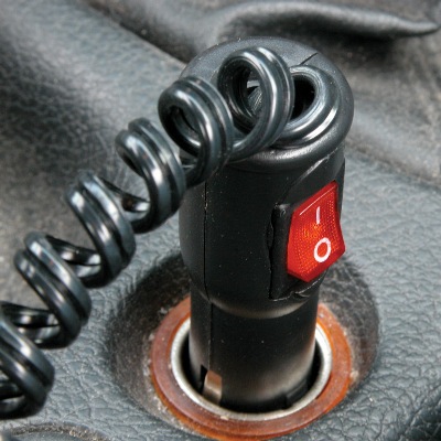 Mufa Bricheta auto Carpoint 12V cu Siguranta de 8 amp, cu intrerupator, 1 buc.