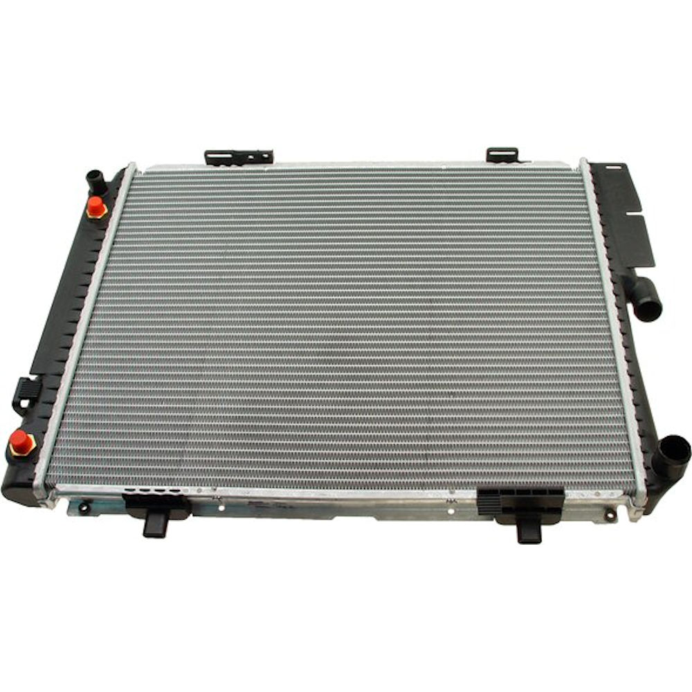 Radiator racire Mercedes 190 (W201) 06.1986-1993 Model 190 Motorizare 2, 6 R6 118/122kw, Model 190 3, 2 Amg Motorizare 3, 2 R6 172kw Benzina, tip climatizare cu/fara AC, cutie M/A, dimensiune 550x438x32mm, Cu lipire fagure prin brazare, Aftermarket