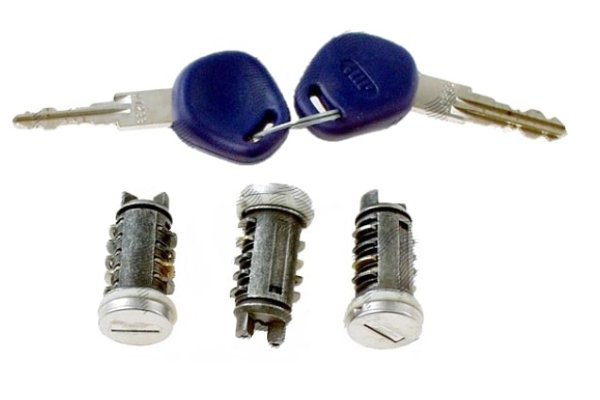 Set yale inchidere Fiat Punto 1 (176), 1993-1999, cu chei, cu 2 butuci blocare usa, cu blocare portbagaj si buton deschidere, fata/spate, stanga/dreapta,
