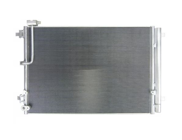 Condensator climatizare Audi A8, 11.2009-2018 motor 2,0 TFSI; 3,0 TDI; 4,2 TDI; 6,3 W12; BENTLEY MULSANNE, 09.2009-06.2015 motor 6.75 V8, CV automata, full aluminiu brazat, 680(640)x450(440)x16 mm, cu uscator si filtru integrat Iesire : 15,3 mm