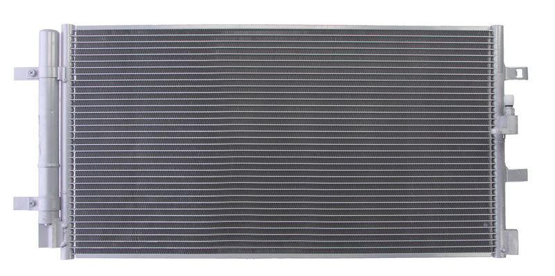 Condensator climatizare Audi A4 (B8), 02.2012-12.2015, motor 3.0 V6k TFSI, 200 kw benzina, cutie automata, full aluminiu brazat, 675(635)x338x16 mm, cu uscator filtrat