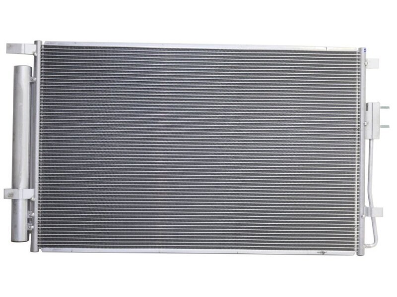 Condensator climatizare Kia Sorento (UM), 01.2015-, motor 2.4, 125kw/136 kw benzina, cutie manuala/automata, full aluminiu brazat, 695(650)x425x16 mm, cu uscator si filtru integrat